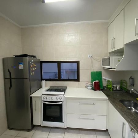 Apartamento no Guarujá a 400 mts da praia Esterno foto