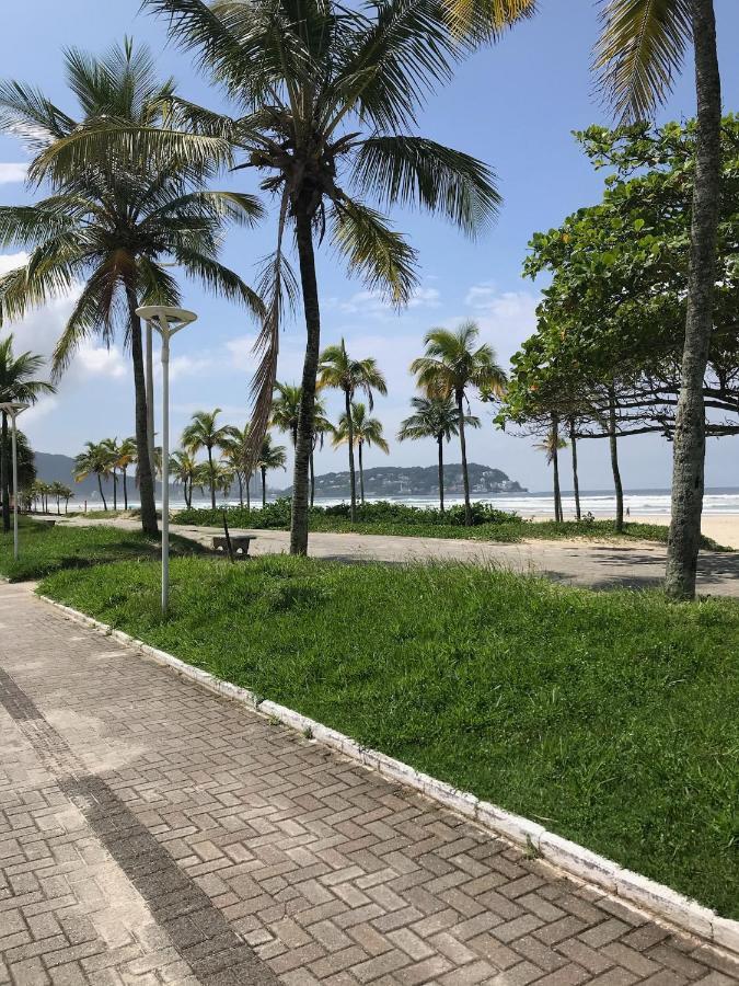 Apartamento no Guarujá a 400 mts da praia Esterno foto